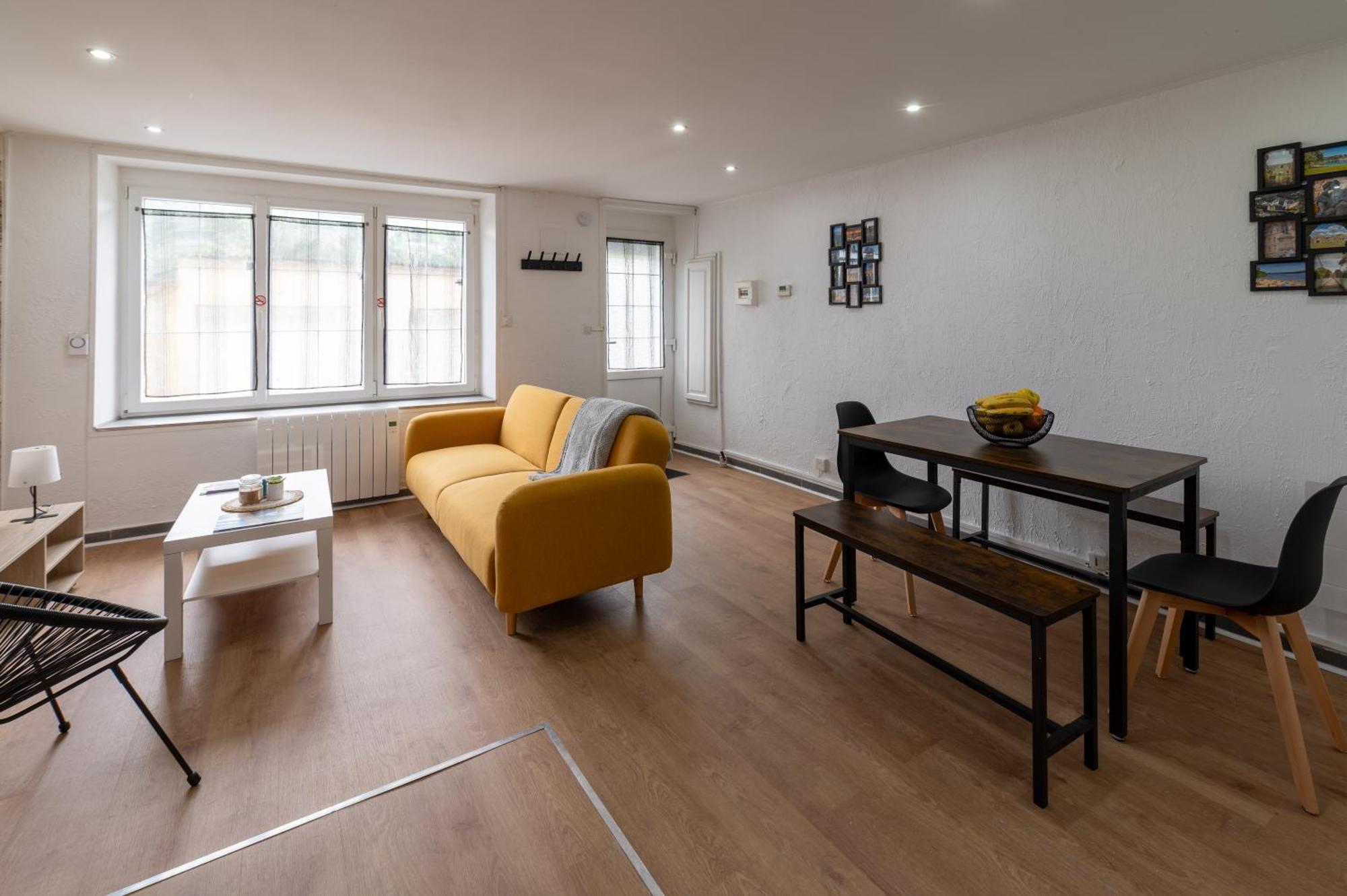Вилла 55M2 Cosy Au Calme Avec Terrasse Et Box Individuel Nouzonville Экстерьер фото